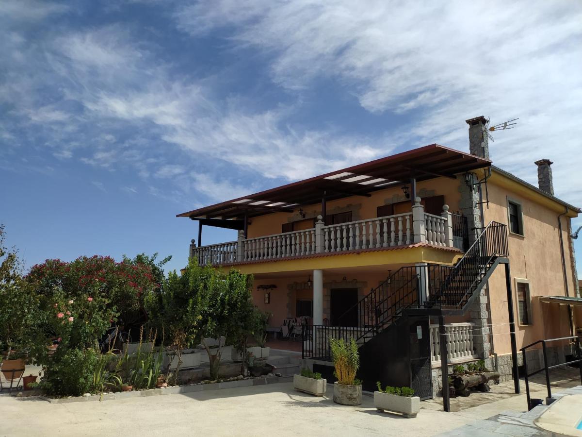 Casa Rural Mi Descanso Valdefuentes de Sangusín 외부 사진