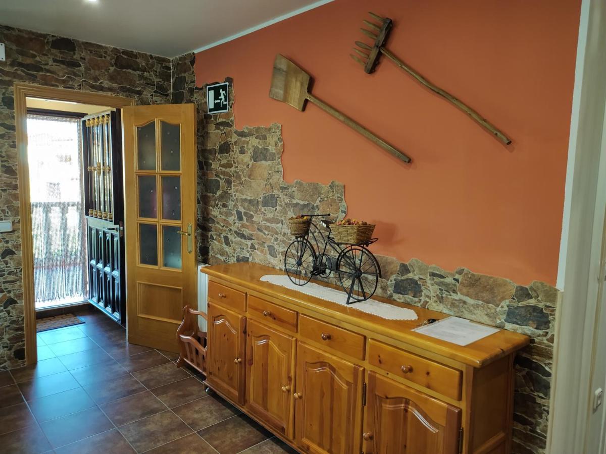Casa Rural Mi Descanso Valdefuentes de Sangusín 외부 사진