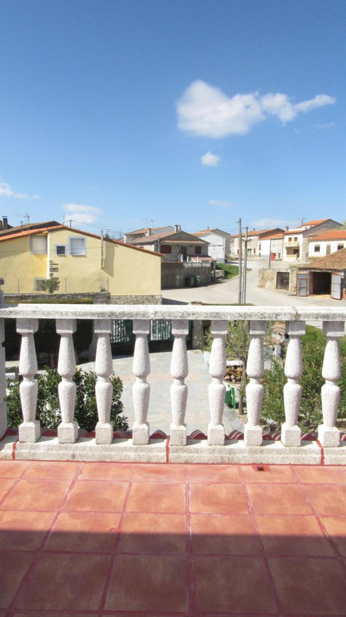 Casa Rural Mi Descanso Valdefuentes de Sangusín 외부 사진