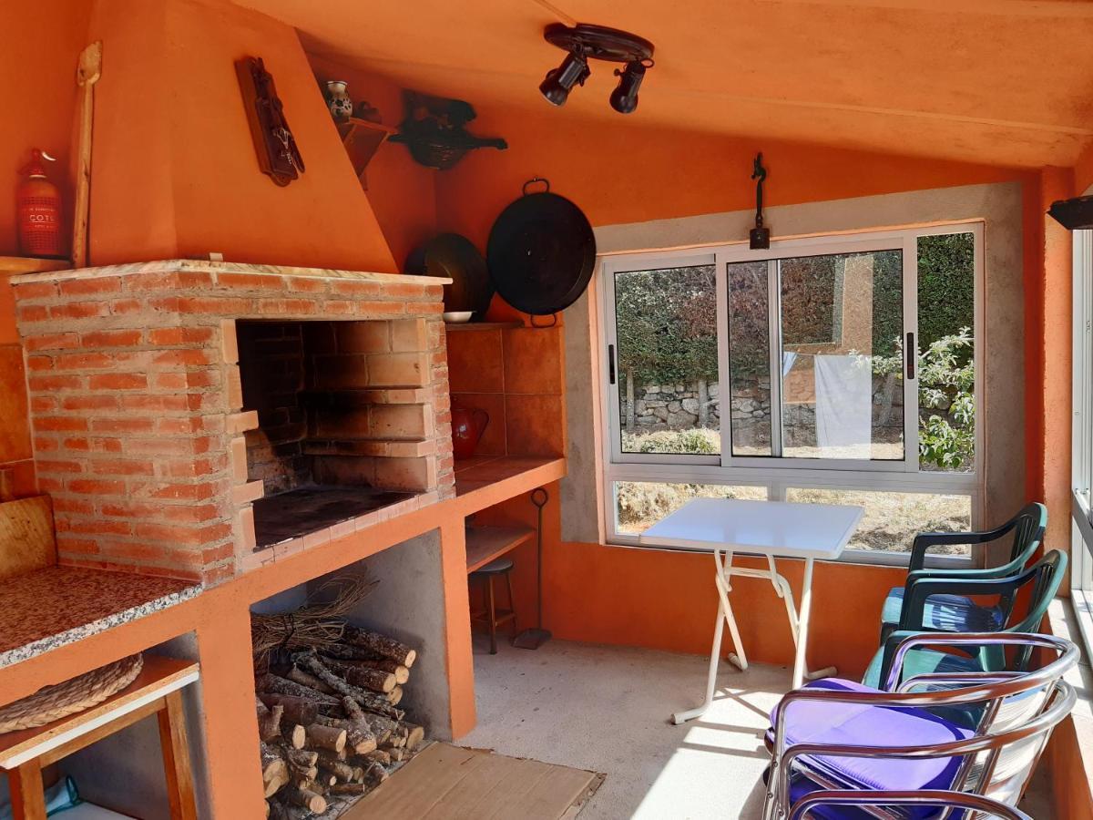 Casa Rural Mi Descanso Valdefuentes de Sangusín 외부 사진